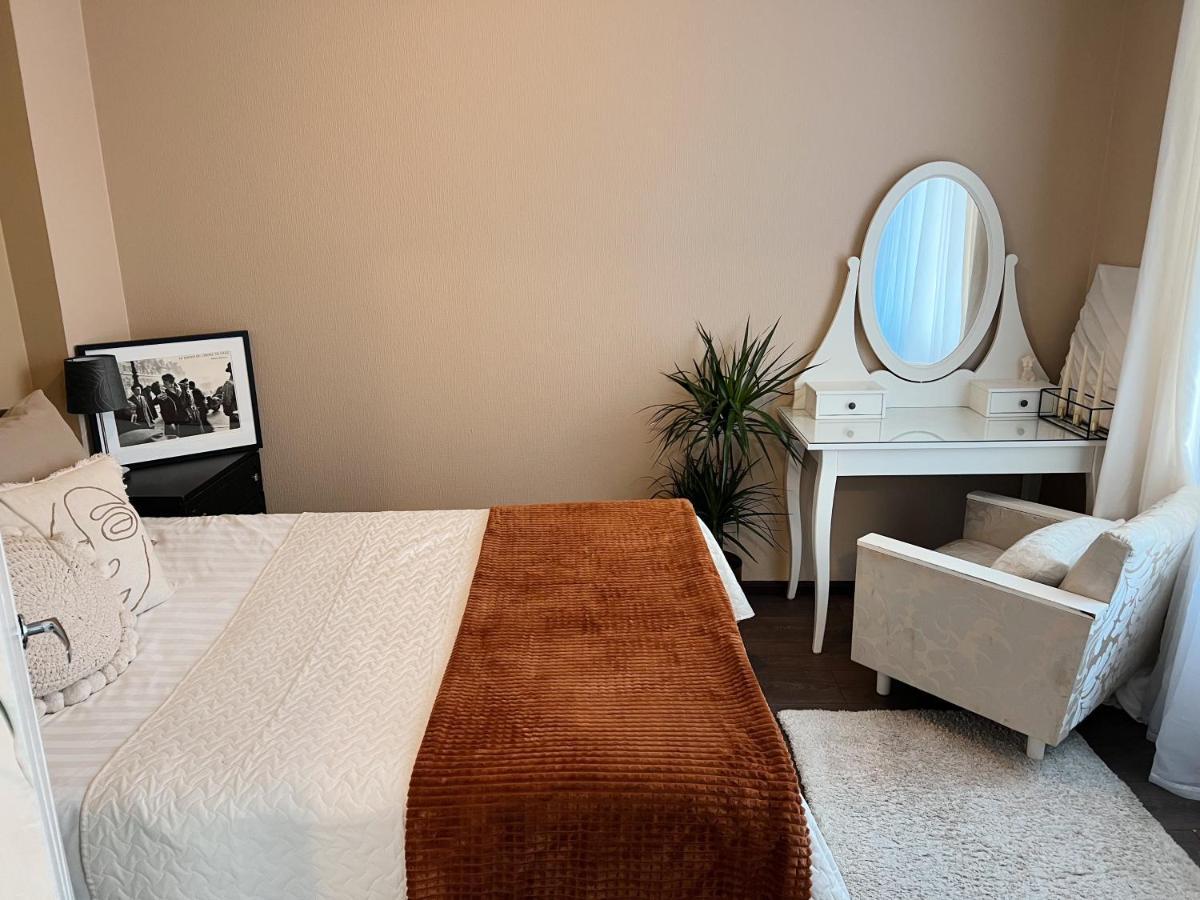 Cozy Apartment In Tallinn Old Town, Great Location Экстерьер фото